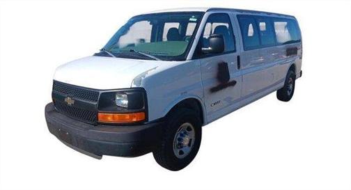 Summit White 2005 Chevrolet Express 3500