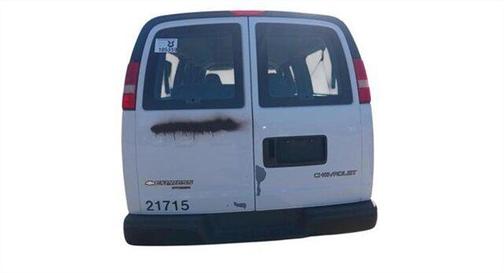 White 2005 Chevrolet Express 3500
