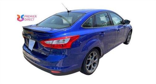 Blue 2014 Ford Focus SE