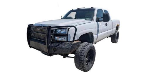 White 2003 Chevrolet Silverado 2500 EXT. CAB