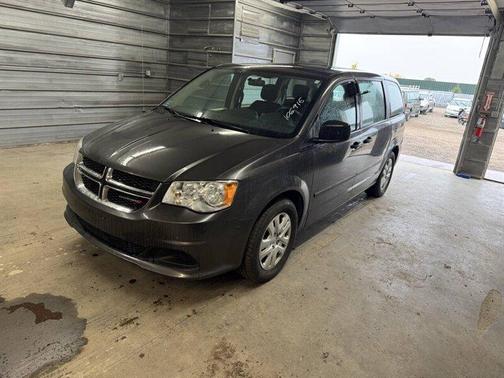 Gray 2015 Dodge Grand Caravan AVP/SE