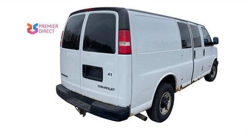 Summit White 2004 Chevrolet Express 2500 Cargo