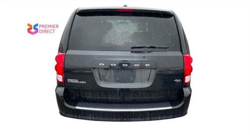 Brilliant Black Crystal Pearlcoat 2016 Dodge Grand Caravan R/T