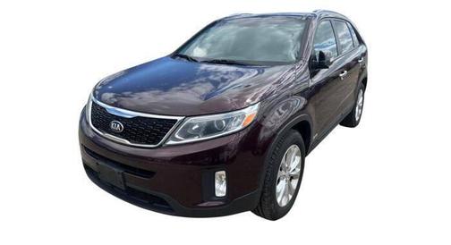 Maroon 2015 Kia Sorento EX