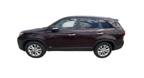 Maroon 2015 Kia Sorento EX