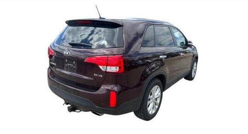 Burgundy 2015 Kia Sorento EX