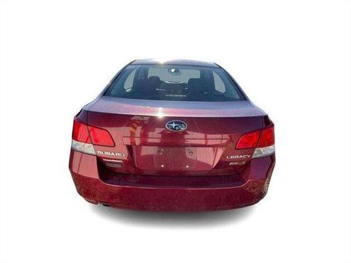 2010 Subaru Legacy 2.5i Premium