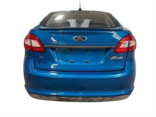 Blue 2012 Ford Fiesta SE