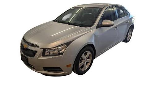 Silver 2013 Chevrolet Cruze 1LT