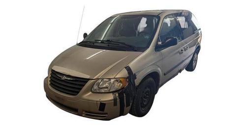 Gold 2006 Chrysler Town & Country Base