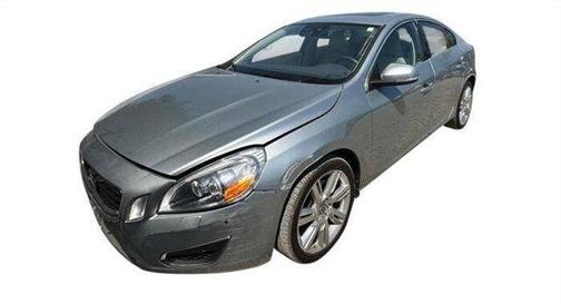 Electric Silver Metallic 2012 Volvo S60 T6