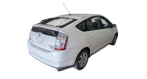 White 2006 Toyota Prius