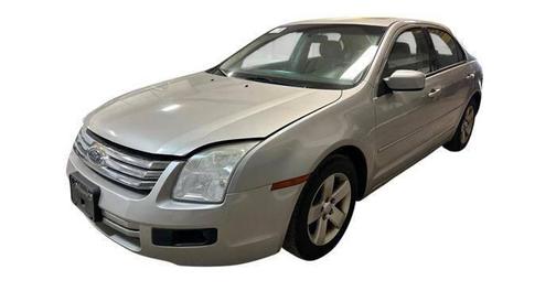 Silver 2008 Ford Fusion SE