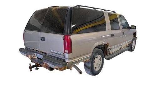 Gold 1999 Chevrolet Suburban K1500