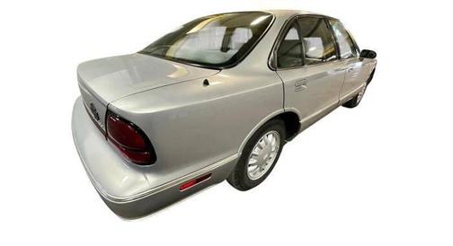 Silver 1997 Oldsmobile Eighty-Eight LS