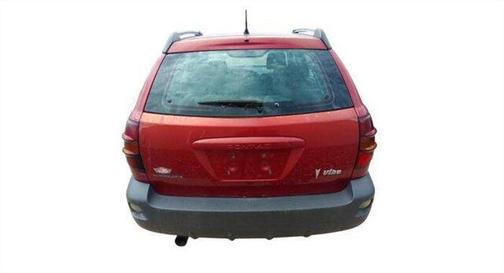 Red 2005 Pontiac Vibe