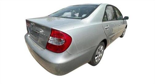 Silver 2002 Toyota Camry LE