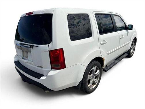White 2015 Honda Pilot EX-L