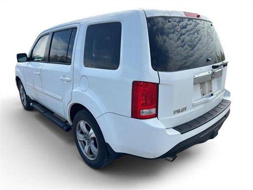 White 2015 Honda Pilot EX-L