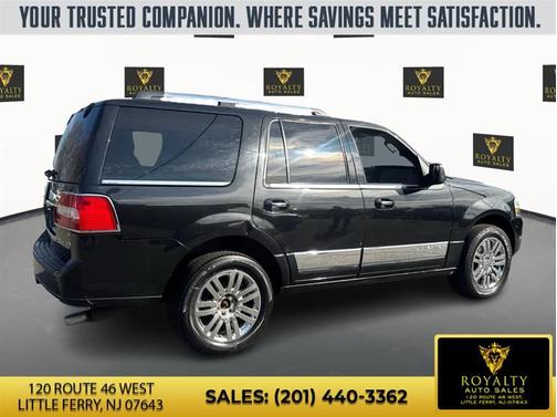 Sterling Gray Metallic 2010 Lincoln Navigator Base