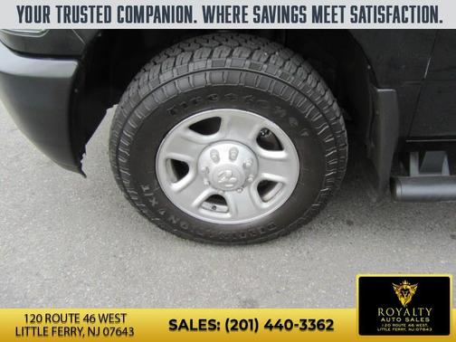 2017 RAM 3500 Tradesman Regular Cab 4x2 8' Box