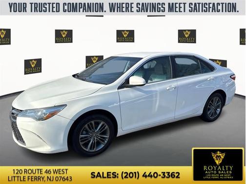 2016 Toyota Camry SE w/Special Edition Pkg