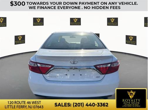 2016 Toyota Camry SE w/Special Edition Pkg