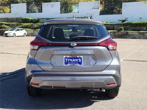 2024 Nissan Kicks S