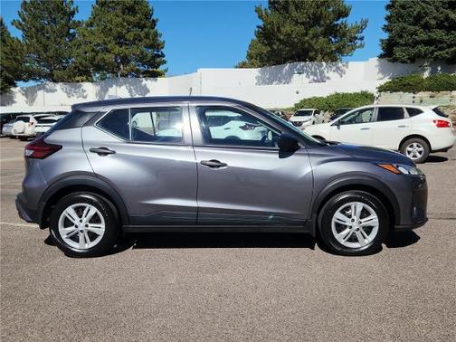 2024 Nissan Kicks S