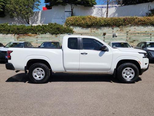 2023 Nissan Frontier S