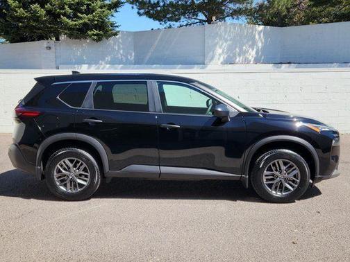 2022 Nissan Rogue S