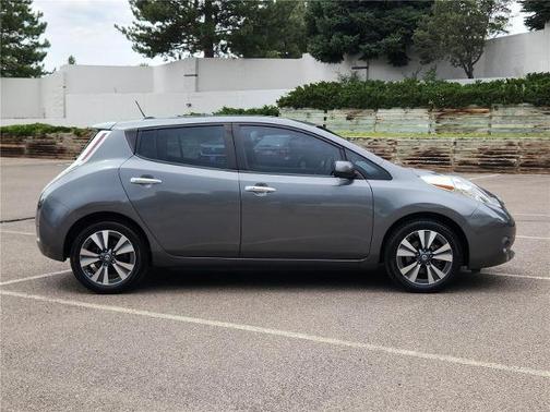 2017 Nissan Leaf SL
