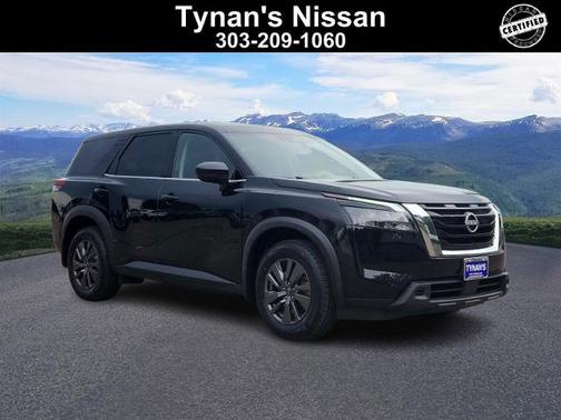 2023 Nissan Pathfinder S