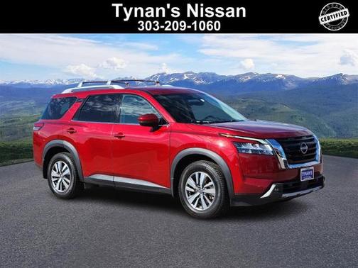 2023 Nissan Pathfinder SL