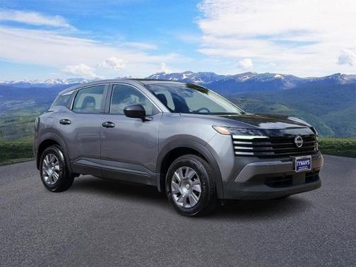 2025 Nissan Kicks S