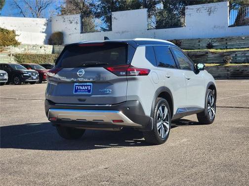 2021 Nissan Rogue Platinum