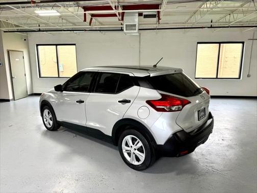 2020 Nissan Kicks S