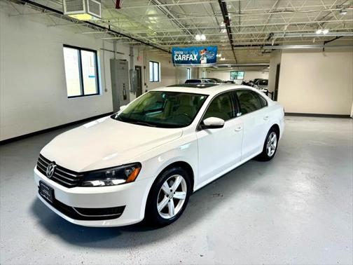 2012 Volkswagen Passat 2.5 SE
