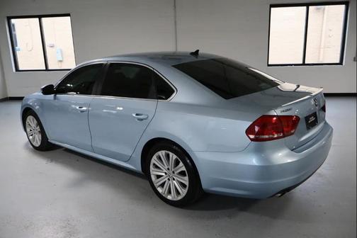 2012 Volkswagen Passat 2.5 SE