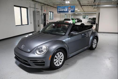 2018 Volkswagen Beetle 2.0T SE