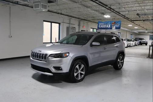 Silver 2019 Jeep Cherokee Limited