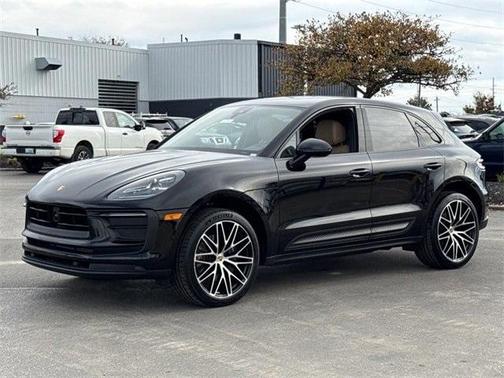 2023 Porsche Macan T
