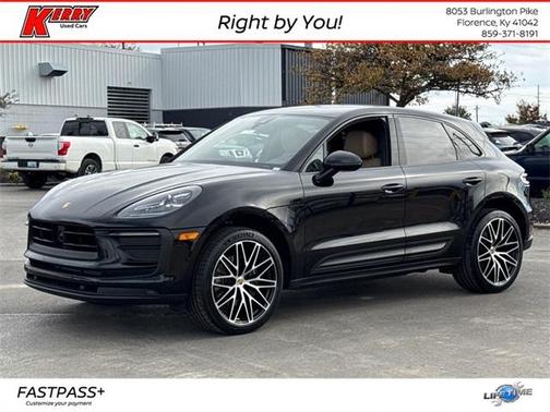 2023 Porsche Macan T