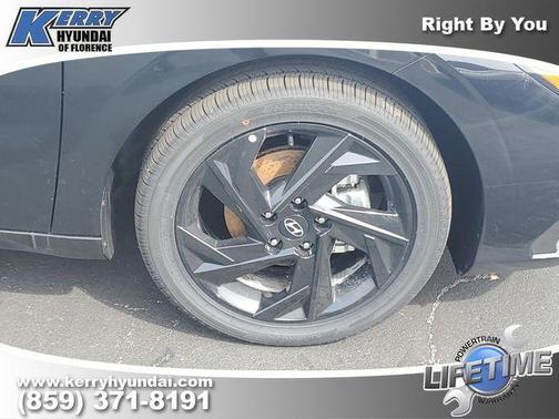 Black 2026 Hyundai ELANTRA HEV SEL Sport