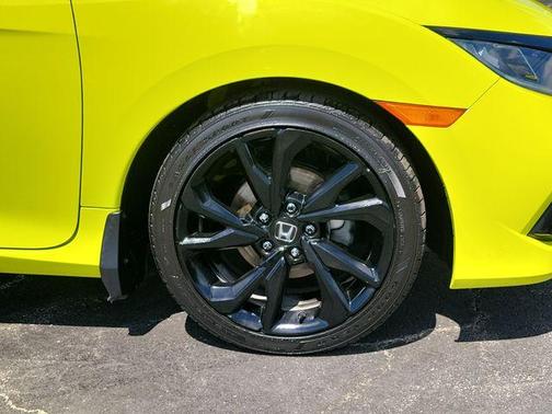Green 2019 Honda Civic Sport