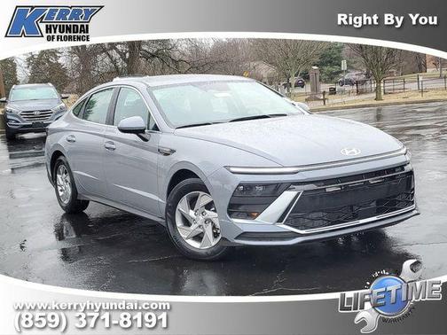 2025 Hyundai SONATA SE