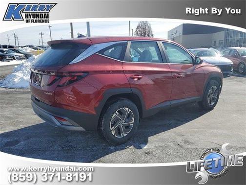 2026 Hyundai TUCSON Hybrid Blue SE