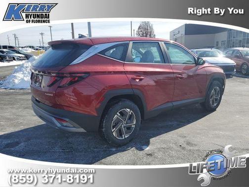 2026 Hyundai TUCSON Hybrid Blue SE