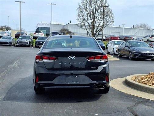 2019 Hyundai SONATA Limited