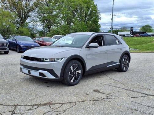 2025 Hyundai IONIQ 5 SEL